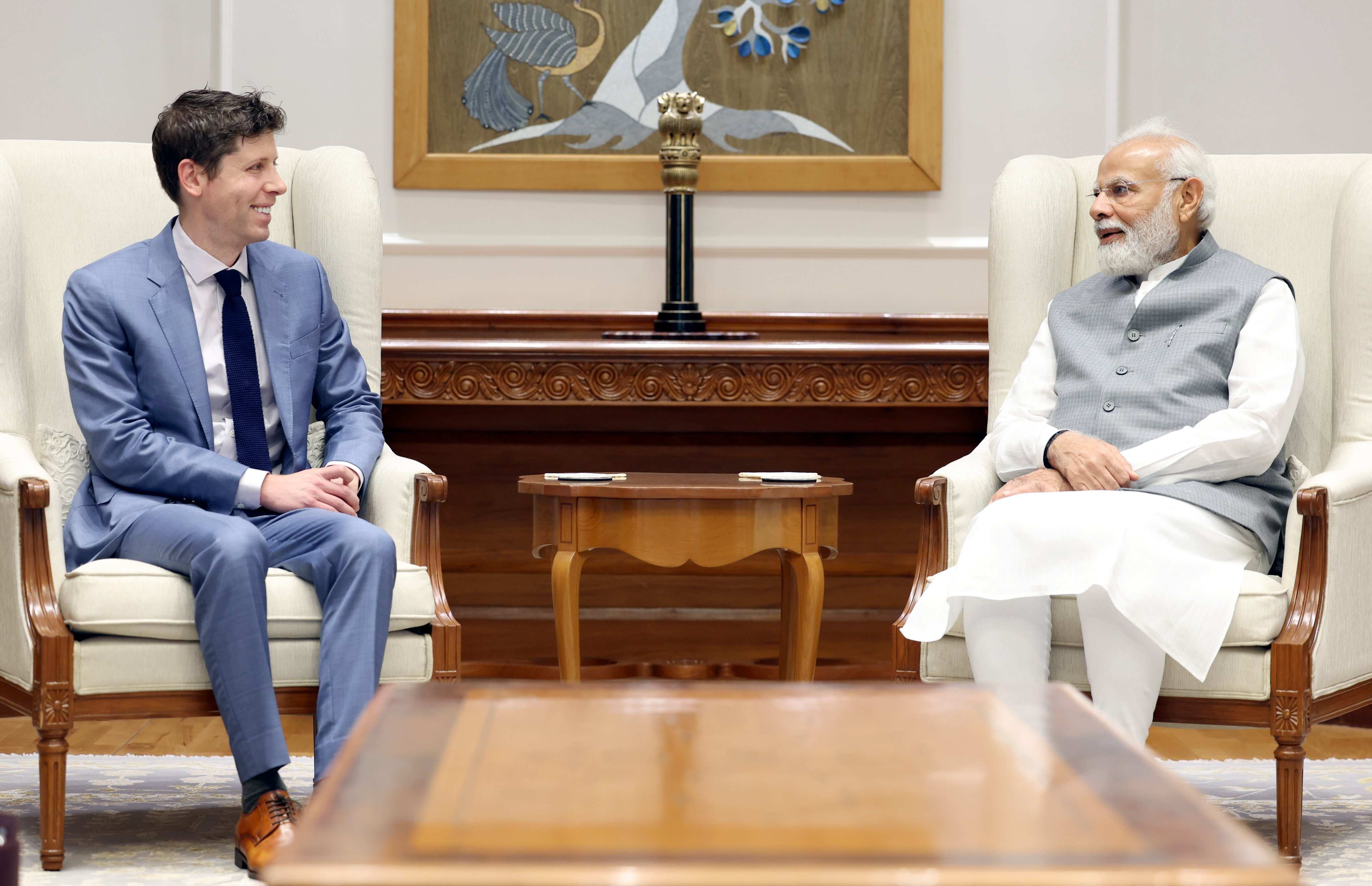 openai-ceo-altman-discusses-india-s-tech-ecosystem-with-pm-modi-zee-business