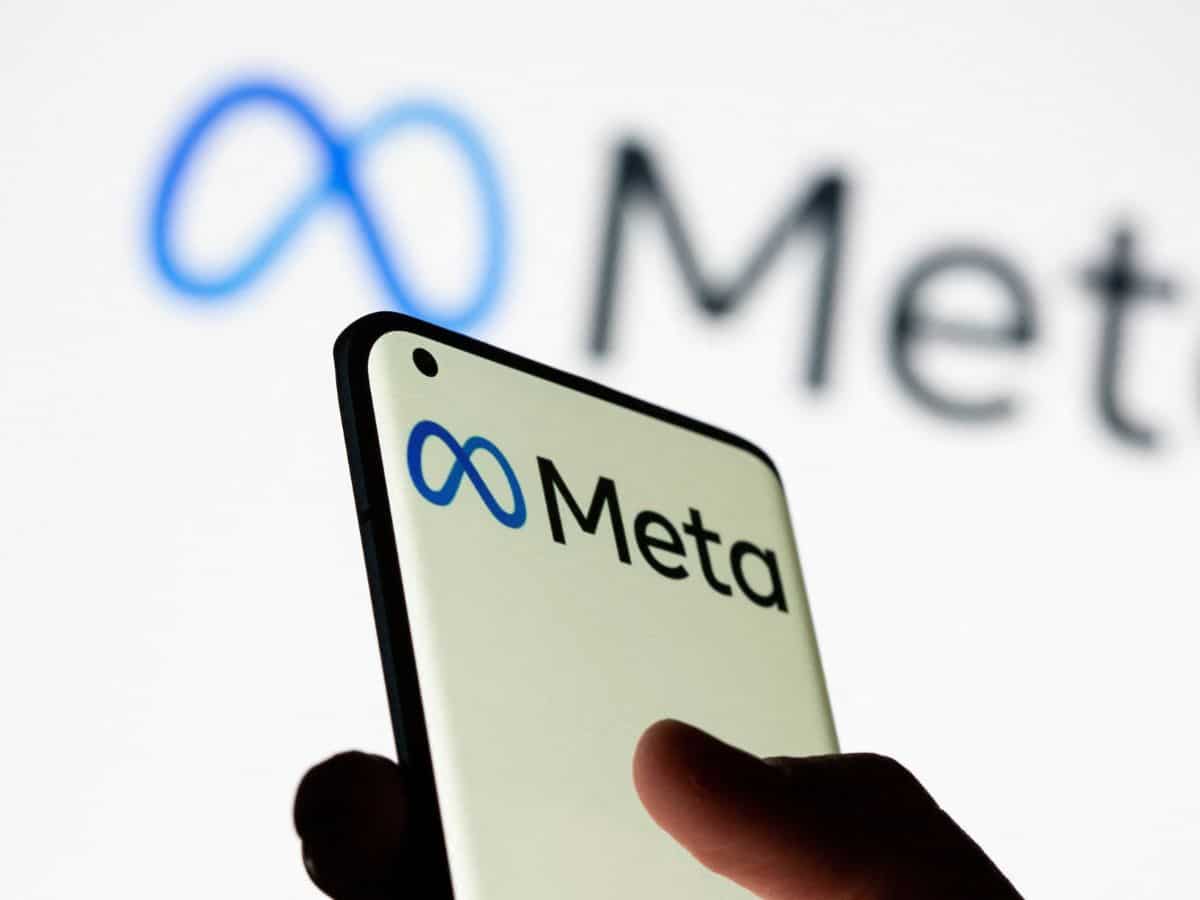 Meta rolling out AI chatbot trained on internal data to employees
