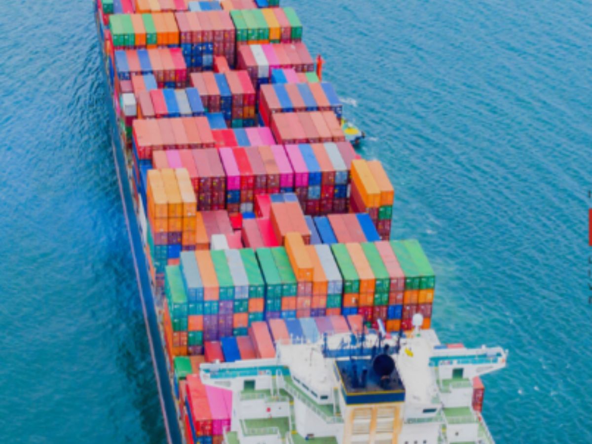 Cochin Shipyard rises after bagging order worth Rs 300 crore | Zee Business