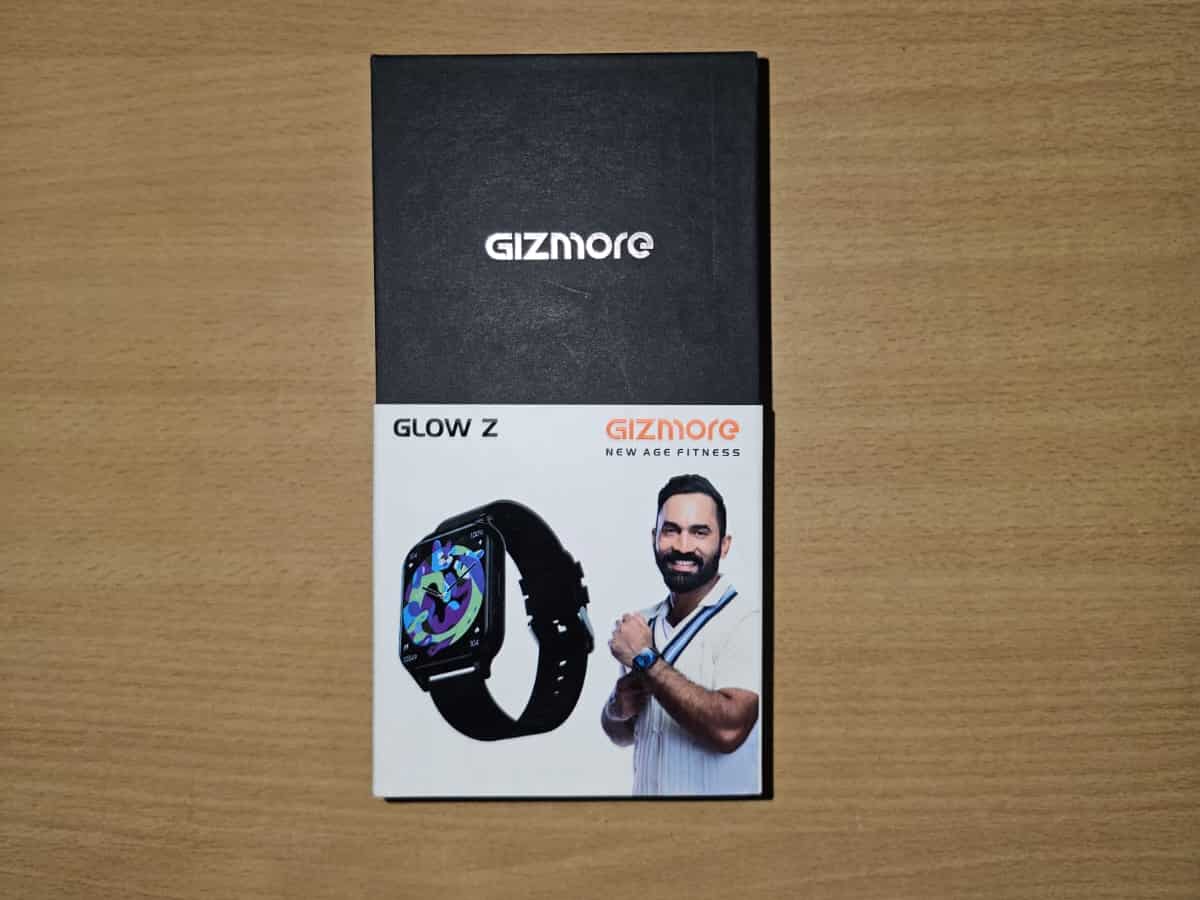 Gizmore GIZFIT Glow Z smartwatch unboxing and first impression: Elegant looks, long battery life at affordable price
