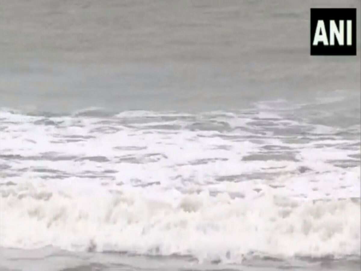 Pakistan: Cyclone Biparjoy now 380 kilometers away from Karachi, authorities on alert