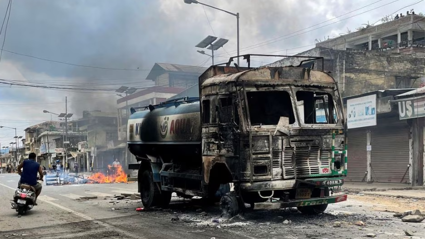 Manipur violence: Mizoram govt urges Centre to provide relief fund for displaced people | Zee Business