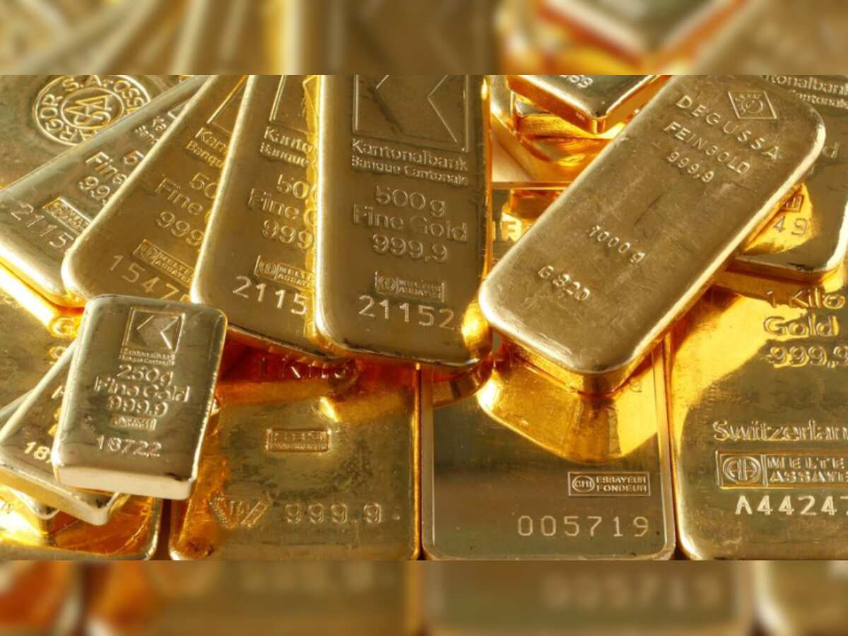 Gold steady as traders await Powell testimony for rate cues