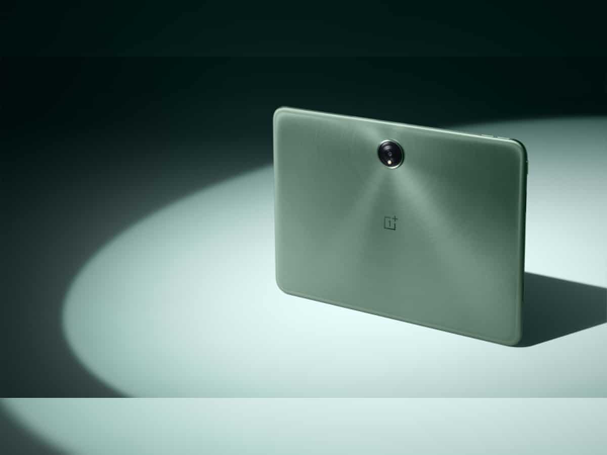 OnePlus Oxygen OS 13.1 update: Data sharing, multiscreen connection features made available on OnePlus Pad 