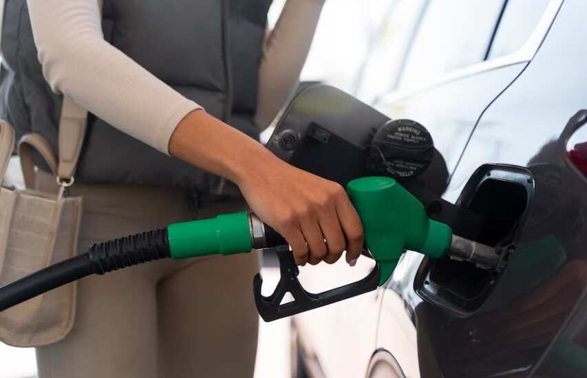 Petrol, diesel price April 23: Fuel rates in metro cities remain high,  check city-wise prices