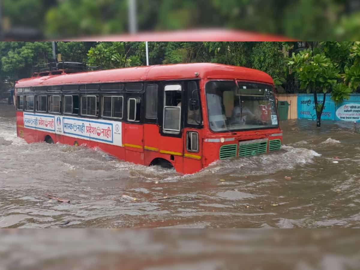 Heavy rains pound Thane, Palghar in Maharastra; 2 persons swept away in flood waters