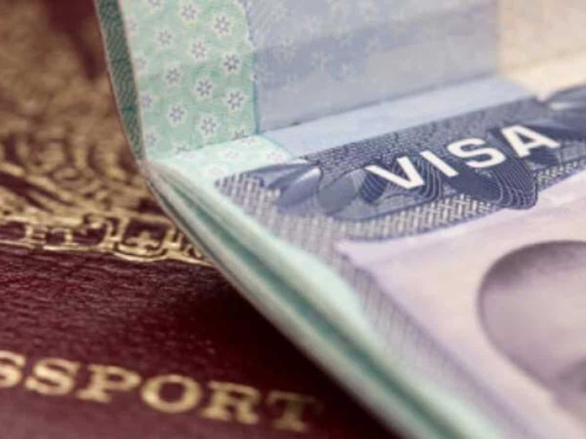 What Canada’s latest announcement on H-1B visa holders means for workers, students