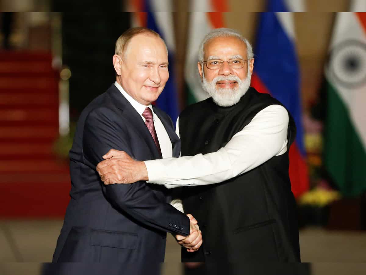 PM मोदी ने रूस के राष्ट्रपति पुतिन से की बातचीत PM Modi talks with Russian President Putin