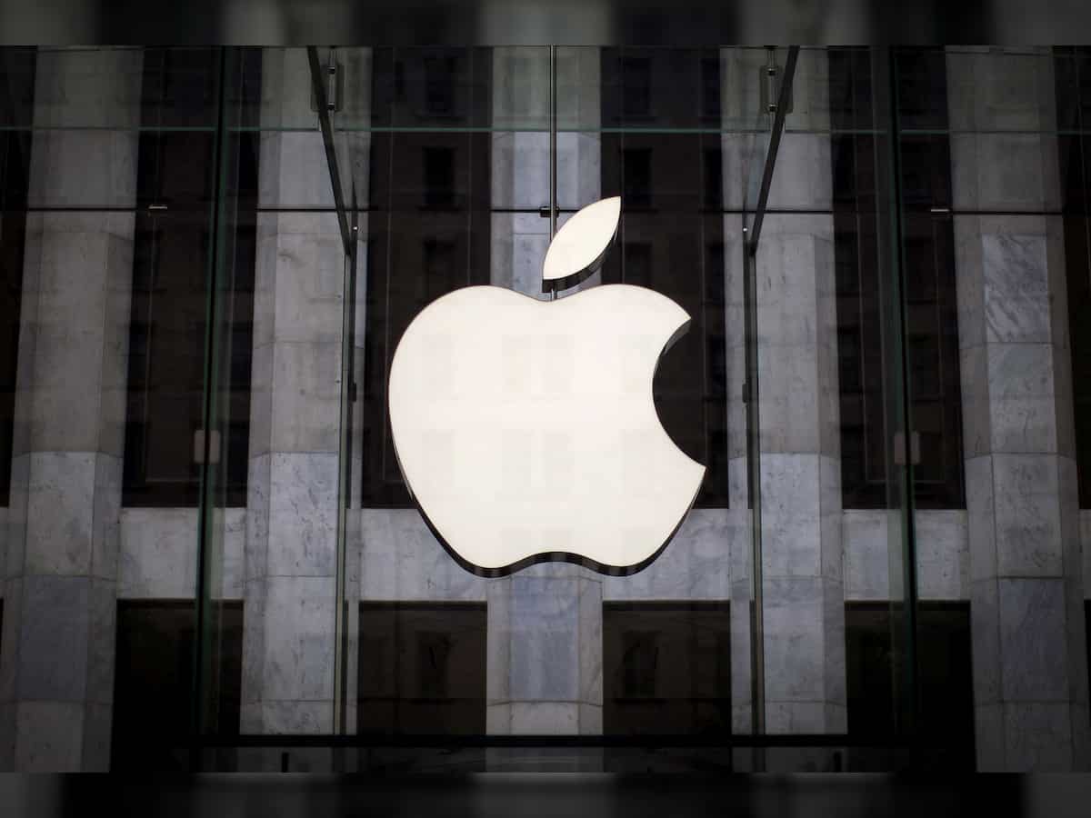 Apple only company ever to reach $ 3 trillion in market cap
