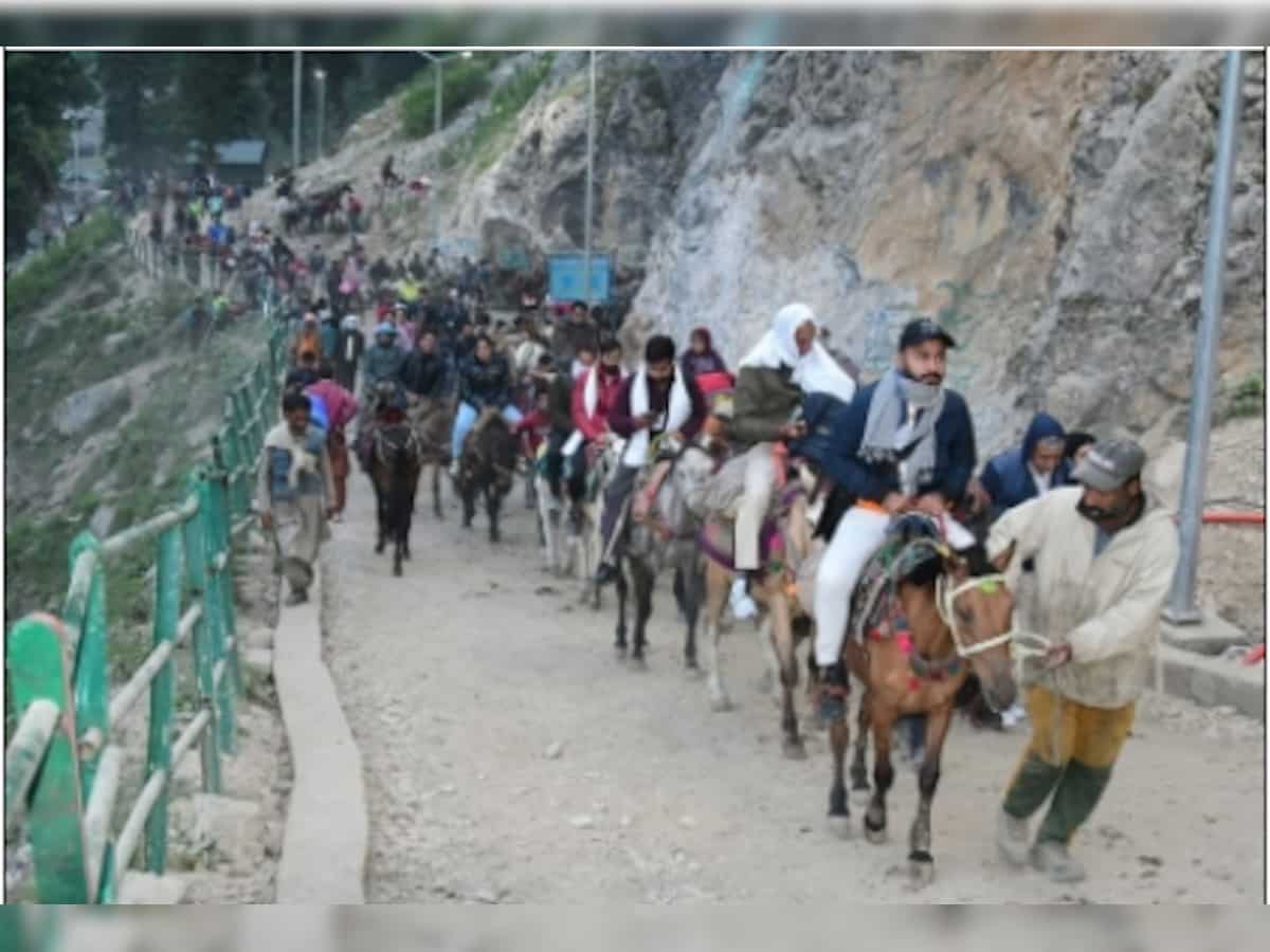 Over 10,000 perform Amaranth Yatra on day two