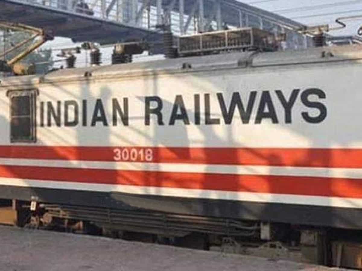 Sawan 2023: Will IRCTC serve only vegetarian food during the month? 