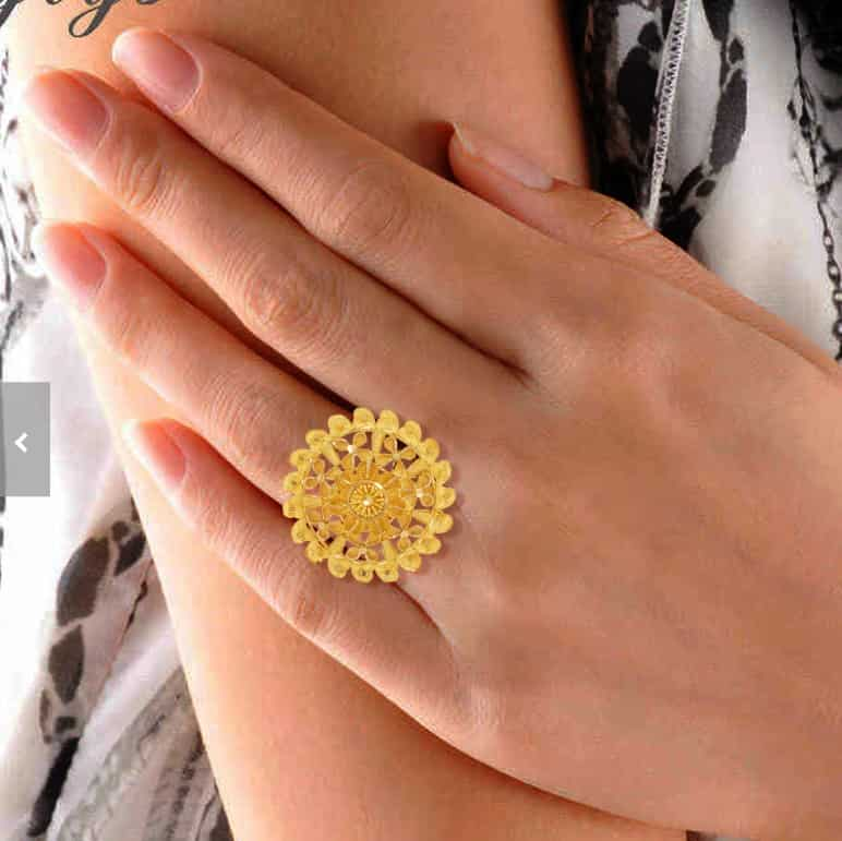 Blooming Karigari Gold Ring