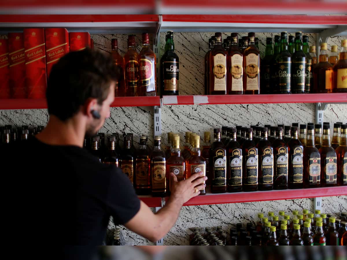 Excise duty hike in Karnataka would lead to dowtrading, may impact sales, say liquor makers