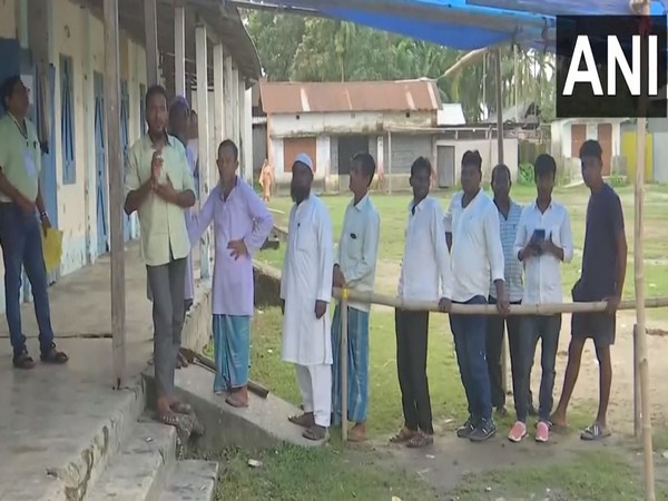 WB: Voting begins for single phase Panchayat polls in state