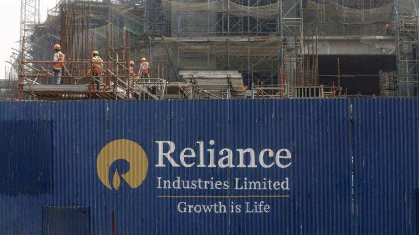 Ril Development Reliance Industries hits 52-week high, here's why the stock is in focus ...