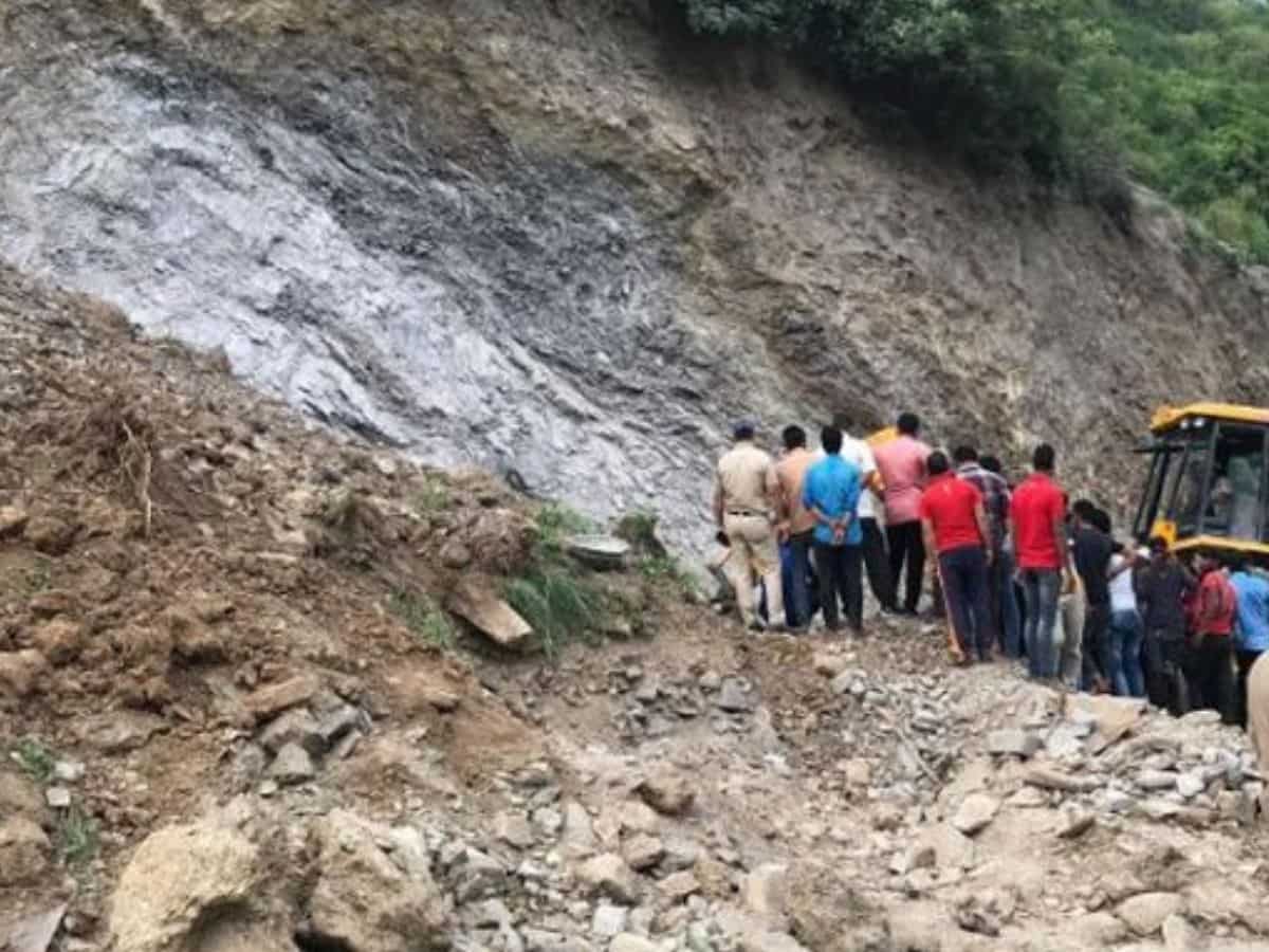 4 pilgrims from MP dead as landslide buries vehicles in Uttarkashi 