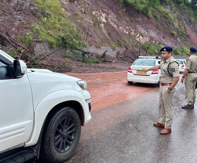 Chandigarh-Shimla highway opens for traffic after two days of halt