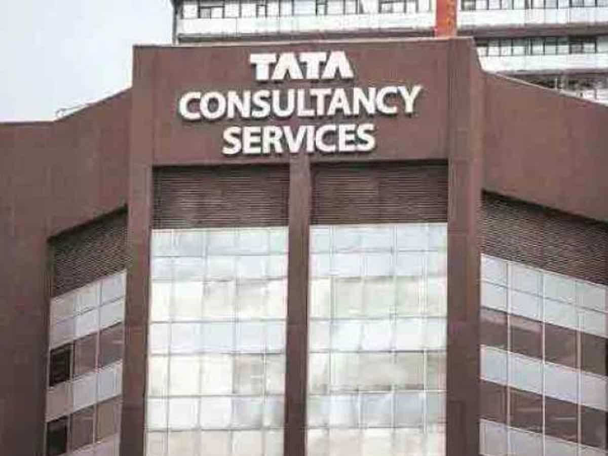 TCS delays onboarding of lateral recruits by up to 3 months amid project delays