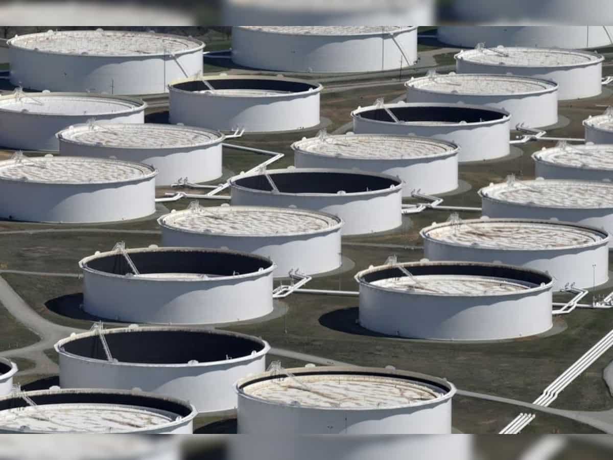 Oil flat after bigger-than-expected build in U.S. crude stockpiles