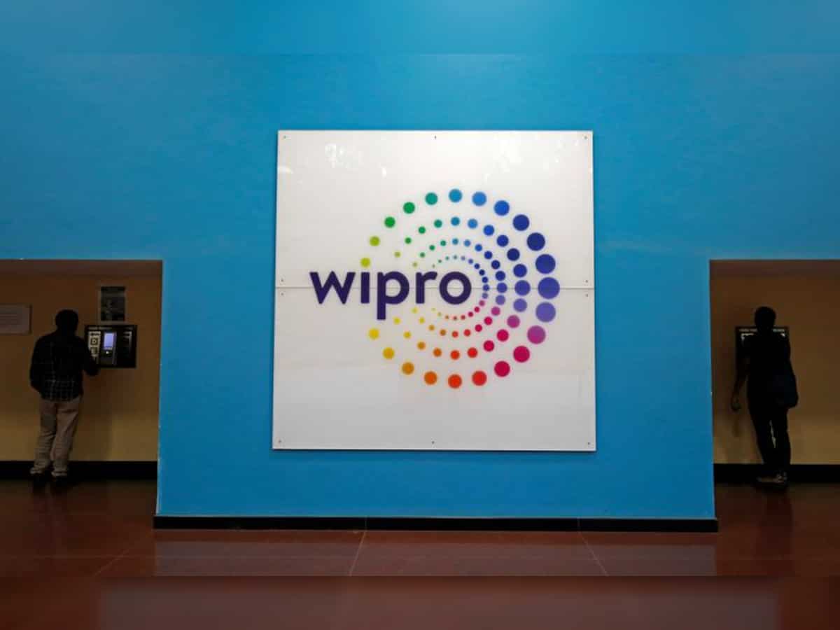 Wipro to spend $1 billion to train entire staff in AI 