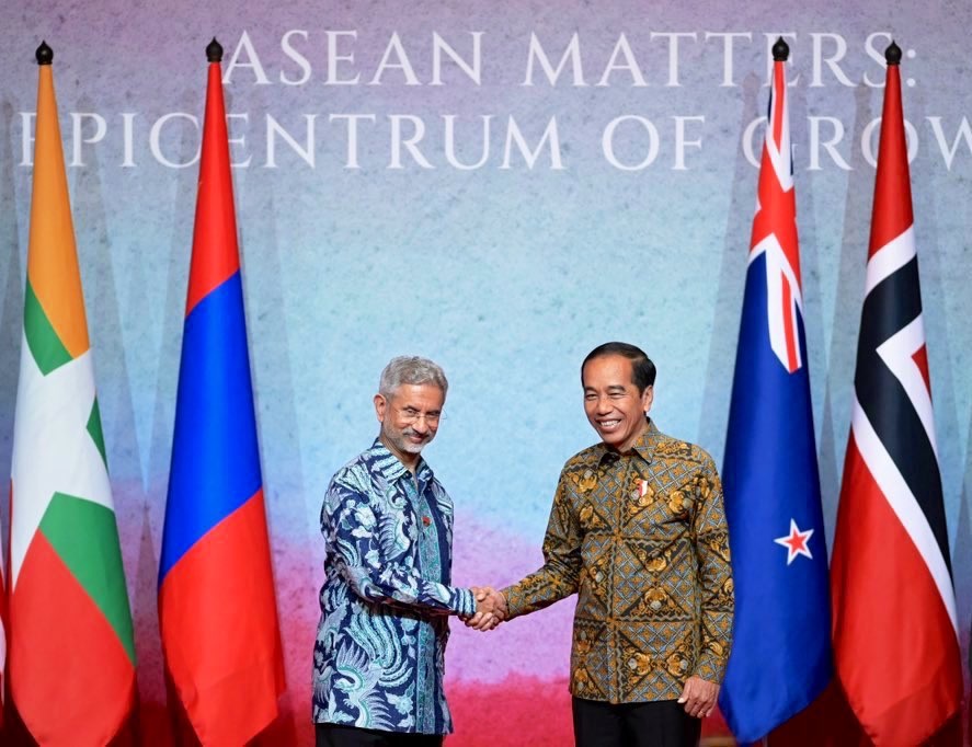 External Affairs Minister S Jaishankar calls on Indonesia's