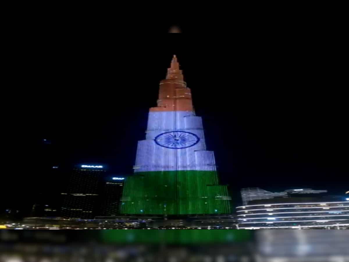 PM Modi in UAE: Dubai's Burj Khalifa lights up in tricolour; welcomes Indian PM with dazzling light show 