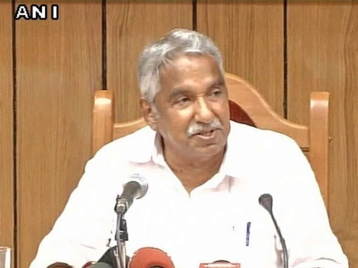 Closely involved in people's lives: Kerala CM expresses grief over Oommen Chandy's demise