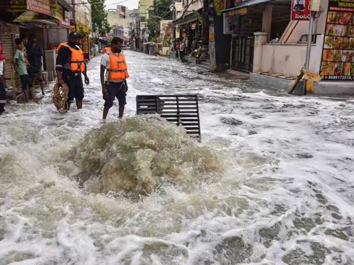 Weather Update: Normal life affected as rains lash many places in Telangana 