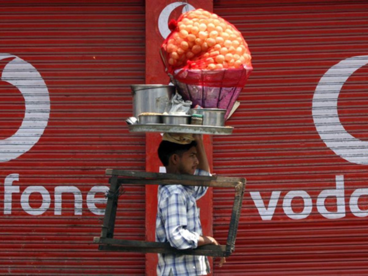 Looking at ways to regulate street food vendors to impose some quality
