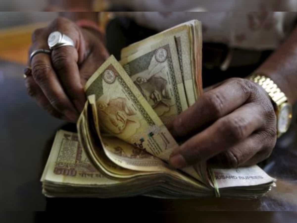 FPIs stay invested in Indian equities; put in Rs 43,800 crore this month