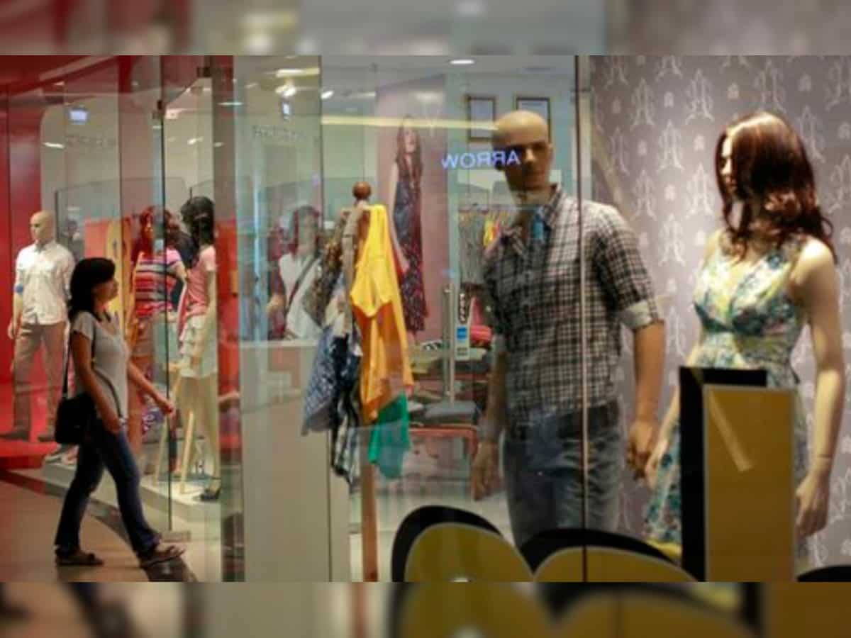 Shoppers Stop Q1 profit down 36% to Rs 14.5 crore