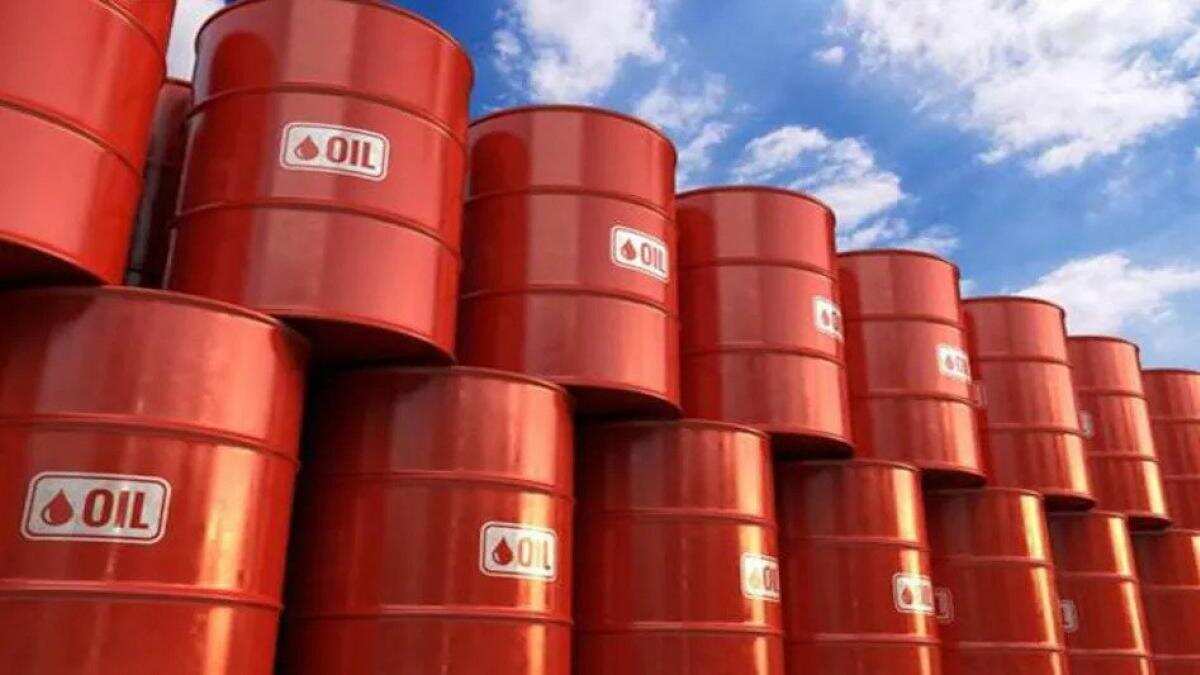 Crude Oil Prices Soar on Fourth Consecutive Day: Brent Reaches New Three-Month High