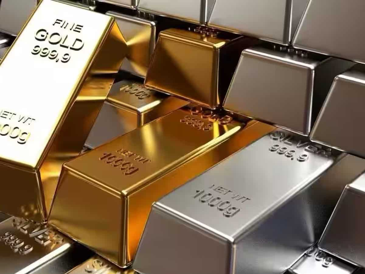 Gold drops Rs 150 to Rs 60,200/10 gm; silver slumps Rs 300