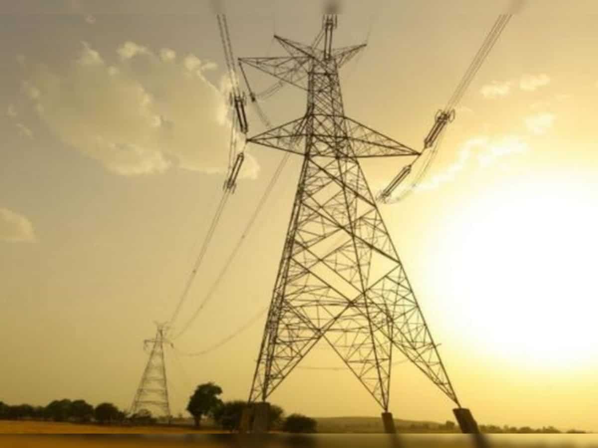 Pakistan increases base power tariff