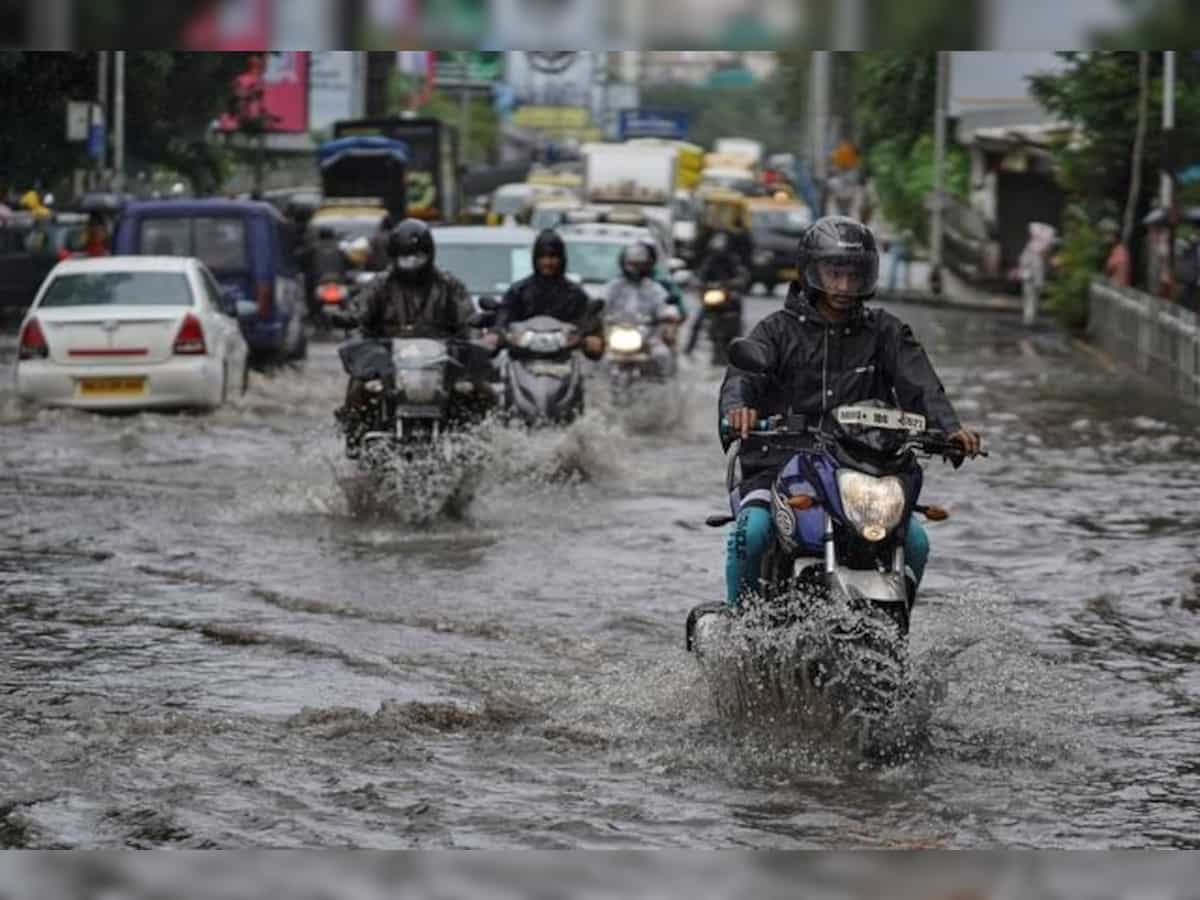 Incessant rains in Mumbai; IMD forecasts heavy to very heavy showers