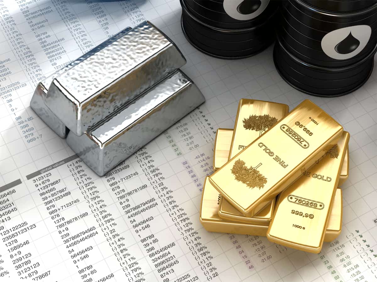 254030-gold-rate-today-yellow-metal-holds-rs-53000-on-mcx-silver-trades-flat.png