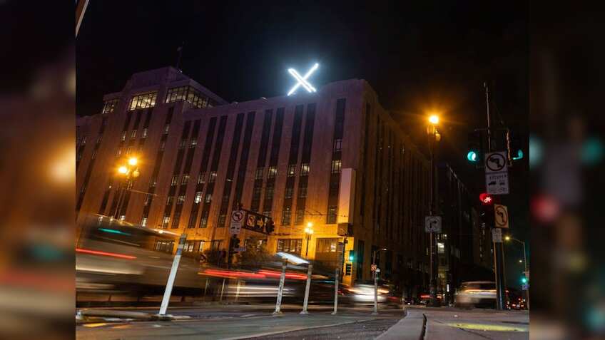 Big X taken down from Twitter roof after San Francisco squabble