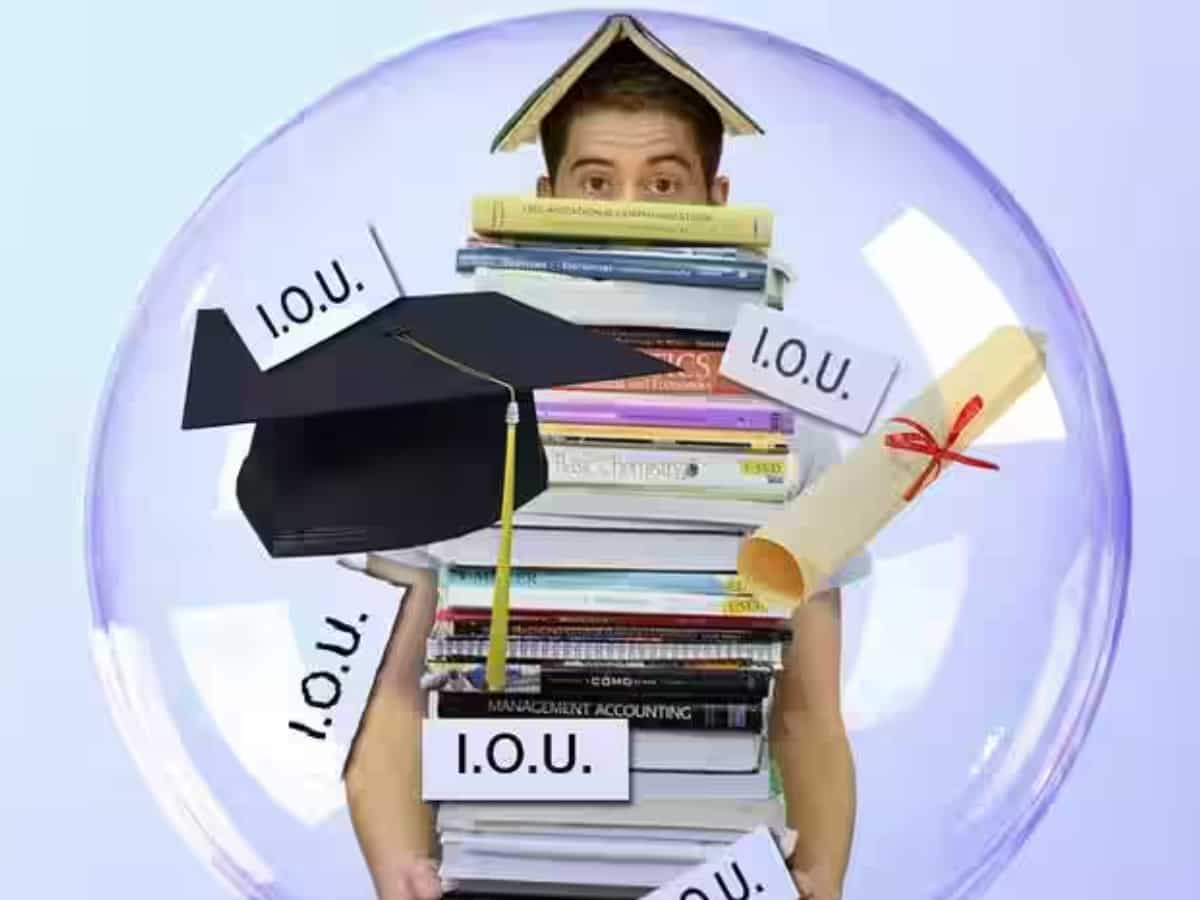 Personal loan vs education loan: Want to fund your studies? This can be a better option