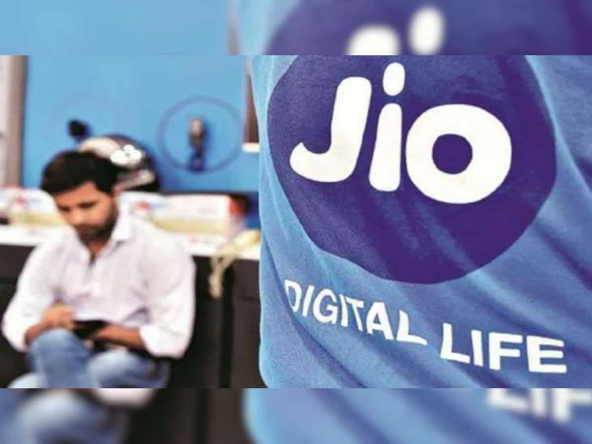 Reliance Jio gets $2.2 bn fund support from Swedish Export Credit agency to finance 5G roll-out