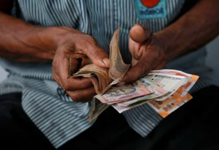 Rupee to recover on pullback in US yields