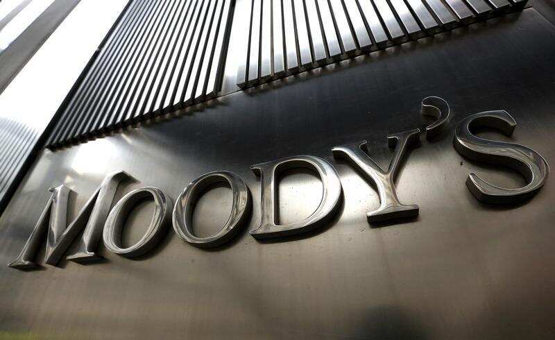 Moody's downgrades US banks, warns of possible cuts to others