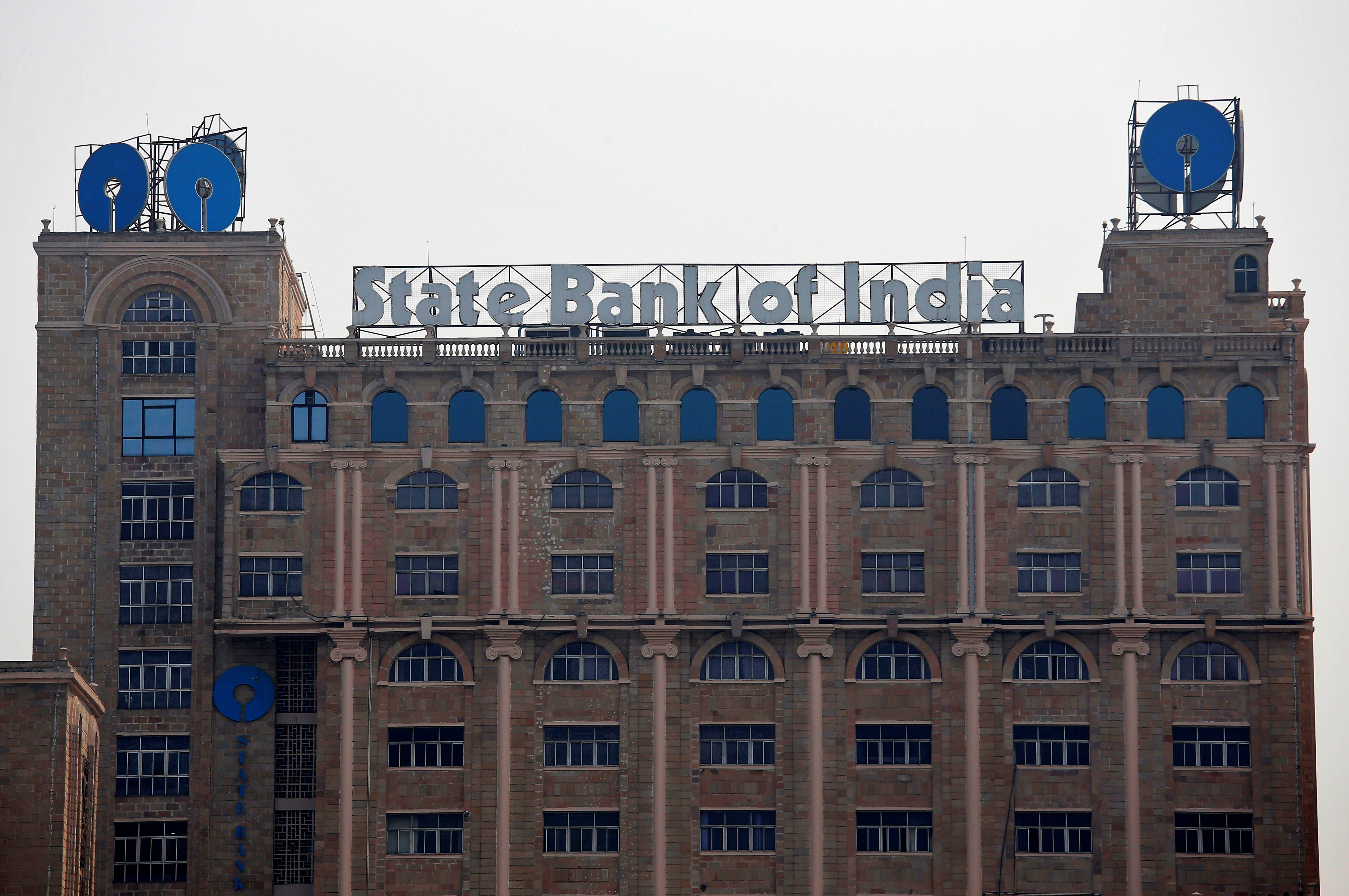 SBI replaces Reliance Industries to become India's most profitable company