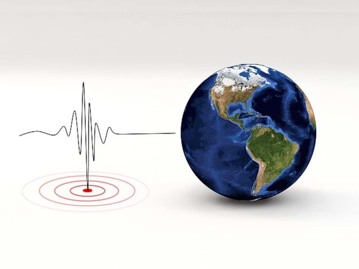 Earthquake of magnitude 5.2 strikes Indonesia