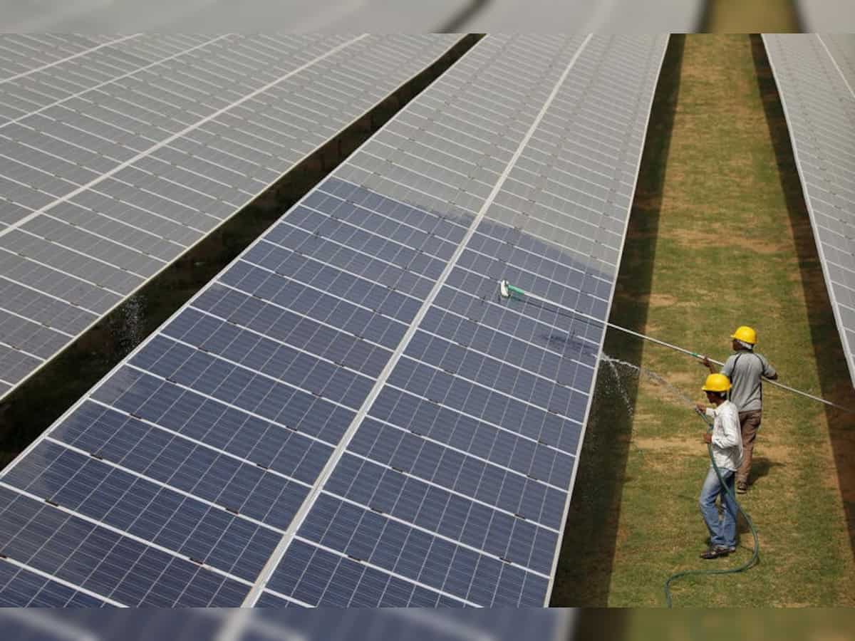 SJVN signs pacts with ONGC, Sambhar Salts to set up solar projects, parks