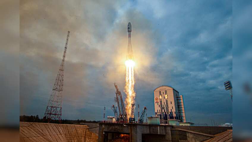 ISRO congratulates Russian counterpart Roscosmos for launch of its Moon ...