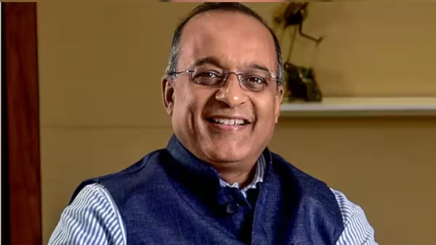 Post merger, HDFC Bank CEO flags funding risk; says net interest margins to be hit