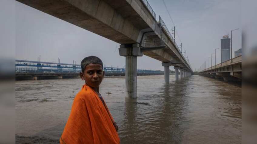 After heavy rain, Yamuna water level in Delhi crosses 'warning' mark