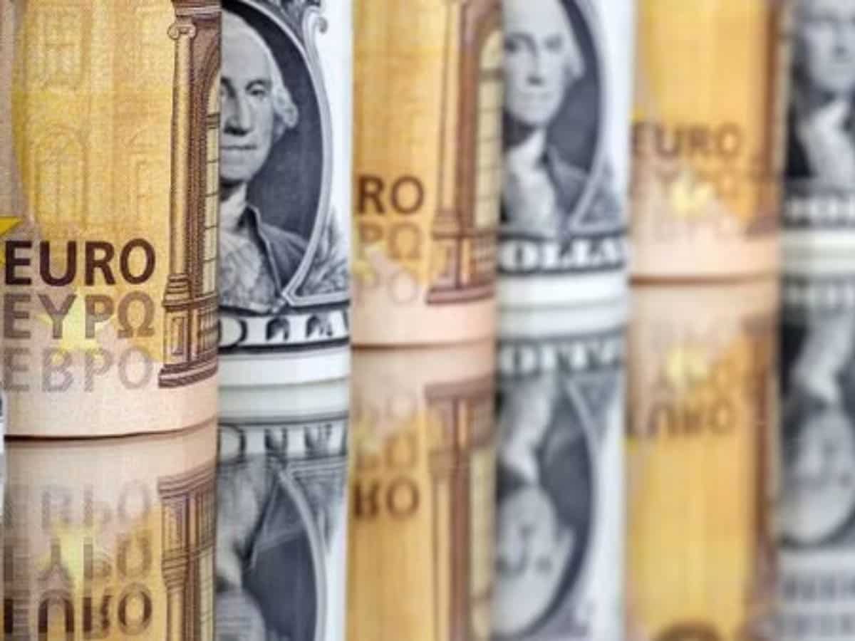 Dollar shines on US economic resilience; Aussie tumbles after employment data