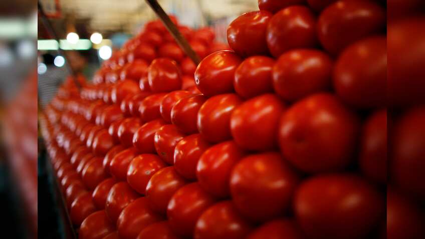  NCCF and NAFED to sell tomatoes at retail price of Rs 40 per kg from August 20