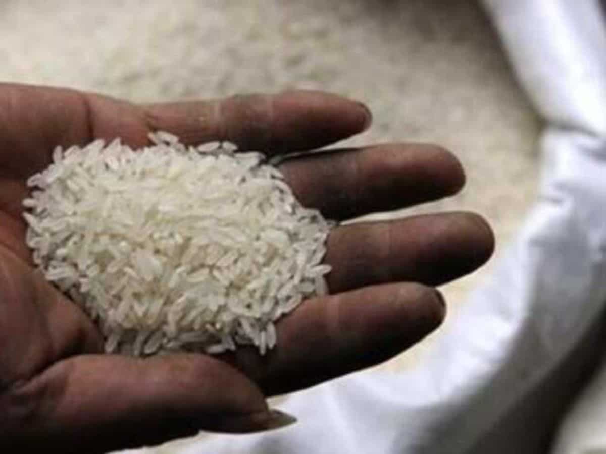 Government sets target to procure 521.27 lakh tonnes of rice from kharif crop